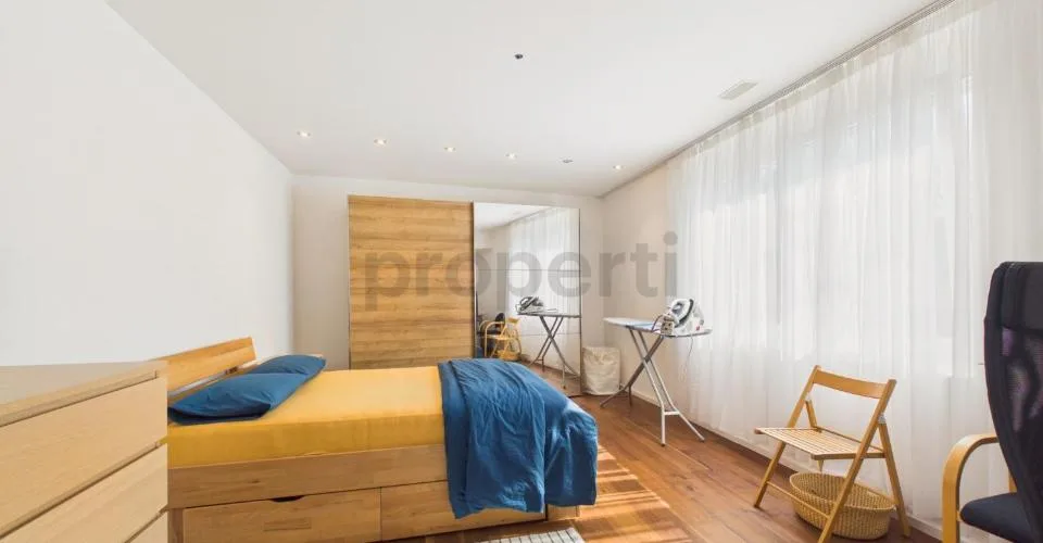 Luxuriöse 5.5-Zimmer Wohnung in Bellikon mit eigenem Liftzugang