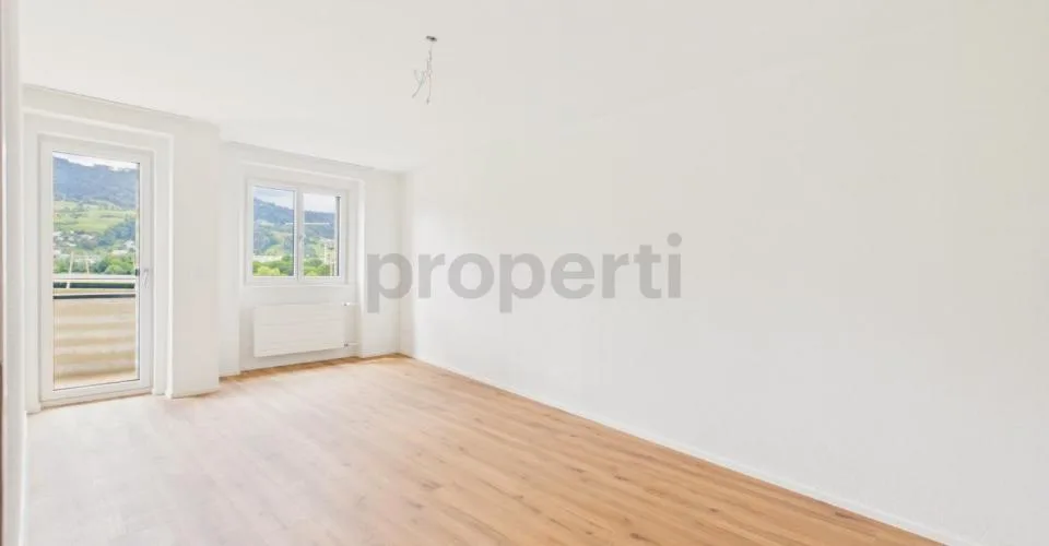 Hochwertig sanierte 3.5-Zimmer-Wohnung im Erstbezug