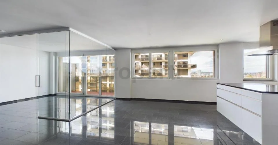 Moderne Familienwohnung mit beeindruckendem Weitblick und Minergie-Standard