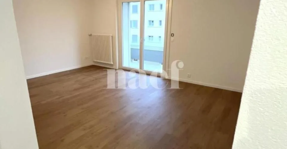 Sublime appartement moderne de 3 pièces avec blacon