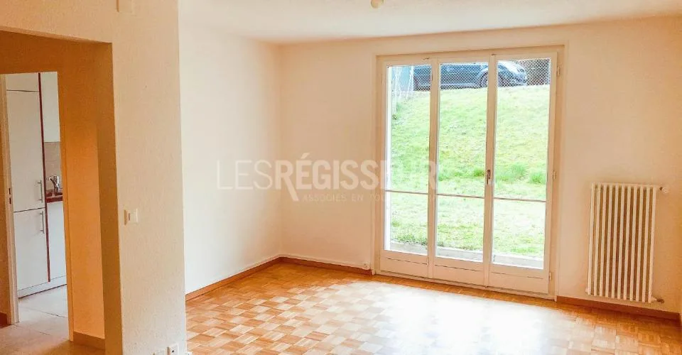 Appartement entièrement rénové à Bernex