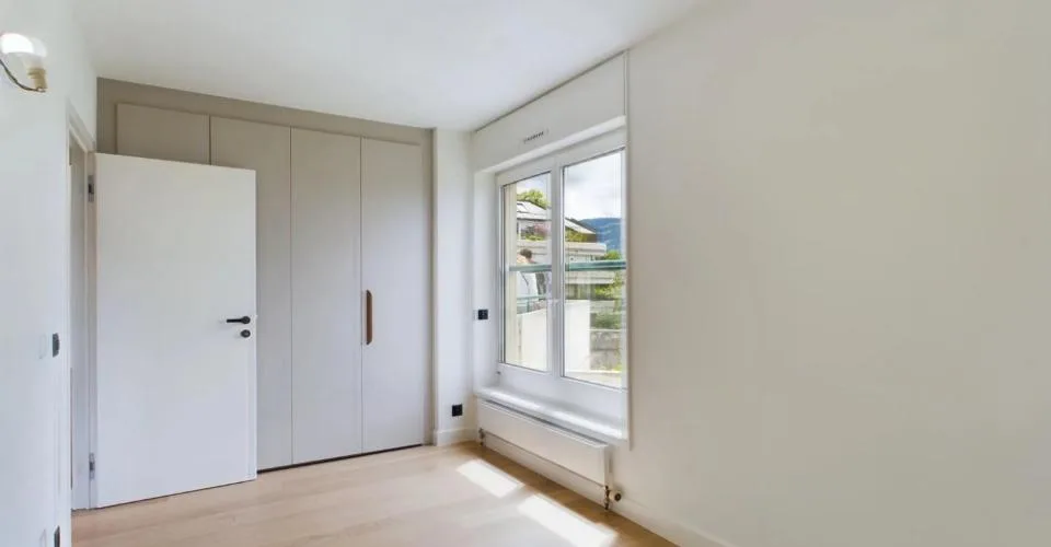 Magnifique appartement de 5 pièces, lumineux, à deux pas du parc La Gr