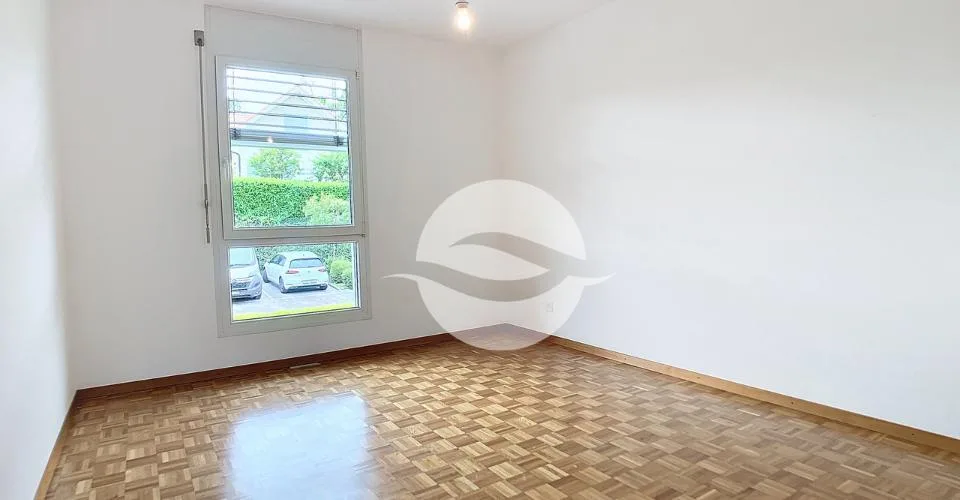 Beau 4.5 pièces avec balcon vue dégagée