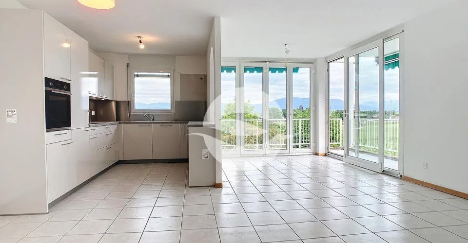 Beau 4.5 pièces avec balcon vue dégagée