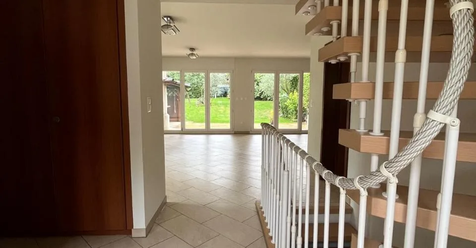 Magnifique villa mitoyenne de 7 pièces en plein cœur du vieux Vernier