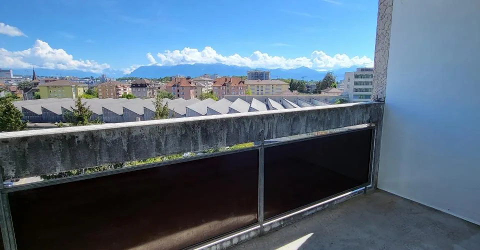 Beau 3.5 pièces avec deux balcons à Ecublens, à proximité de l'EPFL