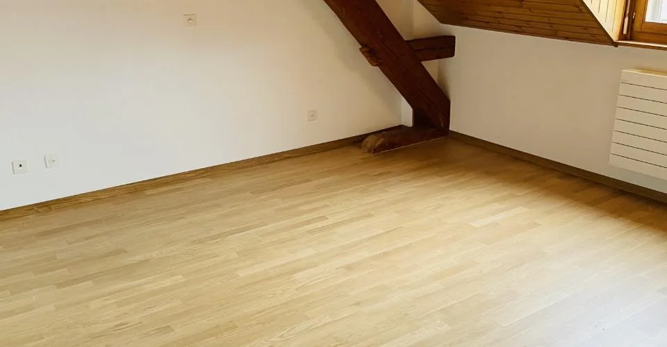 Confortable 4.5 pièces de 120 m2 dans l’ancienne maison de commune