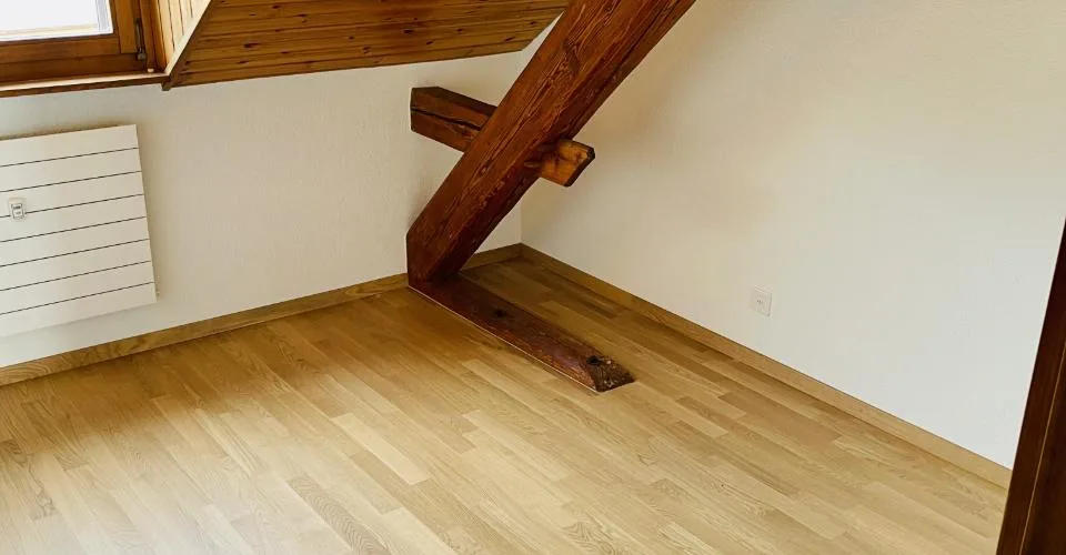 Confortable 4.5 pièces de 120 m2 dans l’ancienne maison de commune