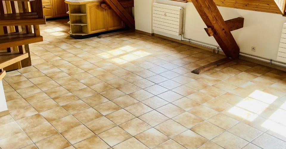 Confortable 4.5 pièces de 120 m2 dans l’ancienne maison de commune