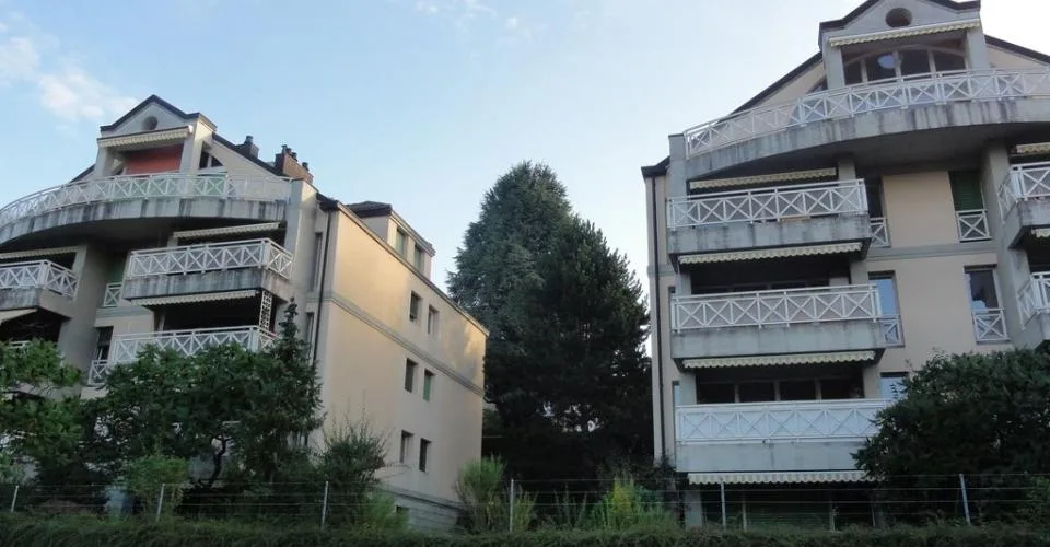 Garage à louer à Pully