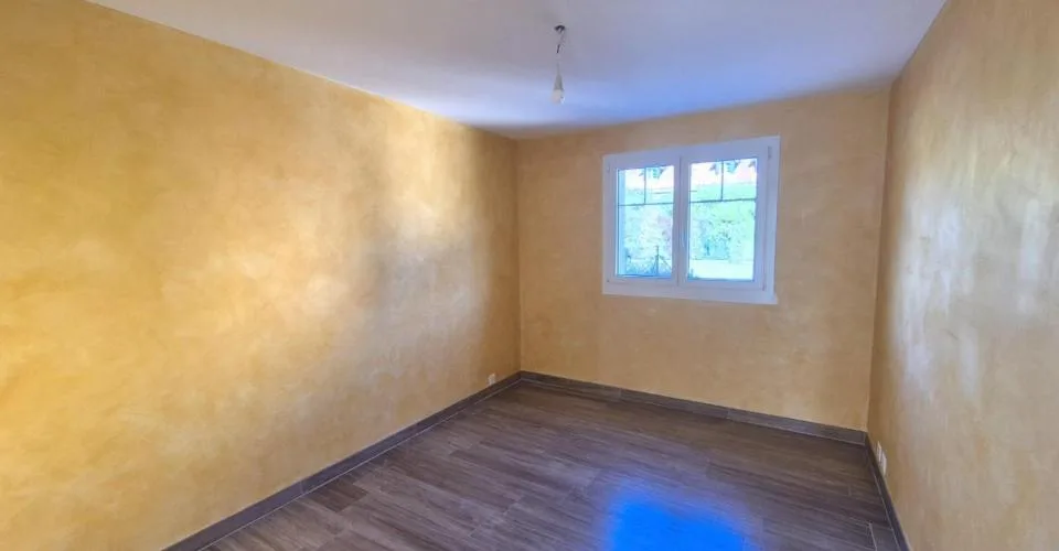 Bel appartement de 3.5 pièces au rez avec jardin à Gingins