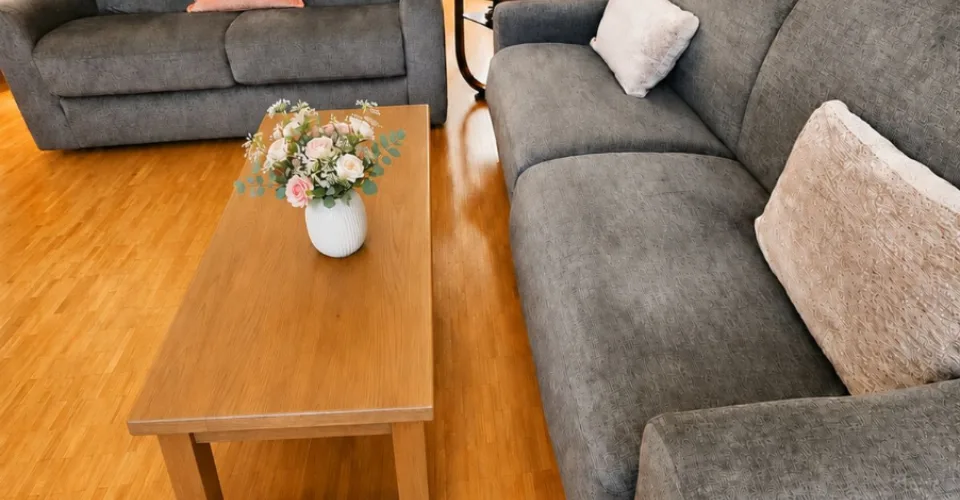 Furnished 4.5-Room Apartment with Terrace-Balcony and Outdoor Parking - Geneva - Appartement meublé 4.5 pièces à Genève à louer