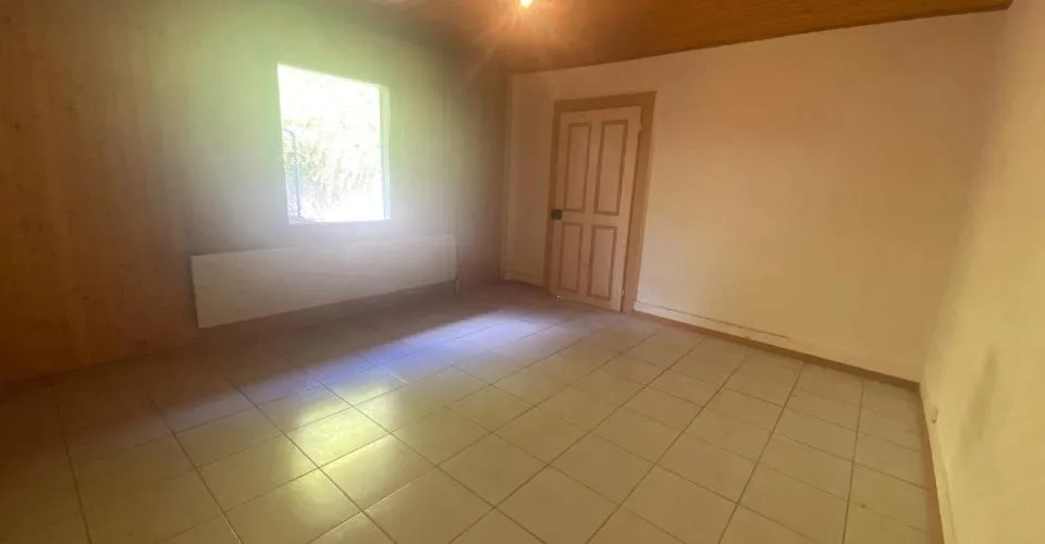 Appartement de 3.5 pièces au 1er étage à louer à St-Ursanne