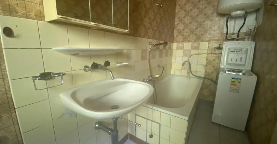 Appartement de 3.5 pièces au 1er étage à louer à St-Ursanne