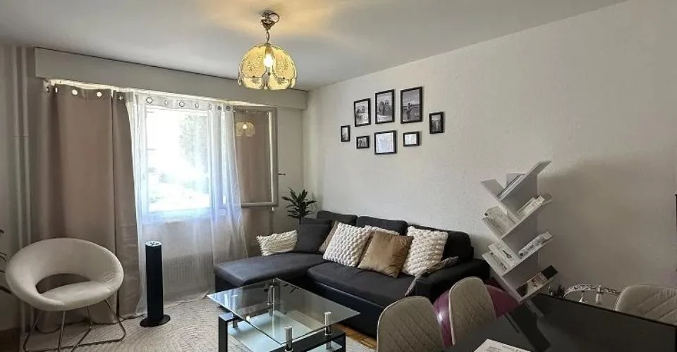 Appartement de 2 pièces au rez-supérieur