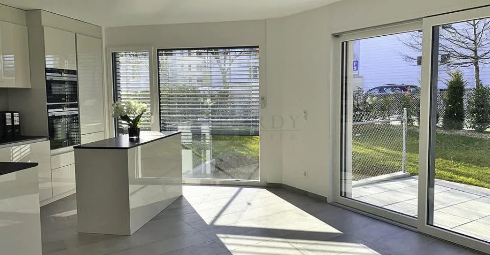 Plateau de Pinchat, superbe villa mitoyenne contemporaine idéalement située