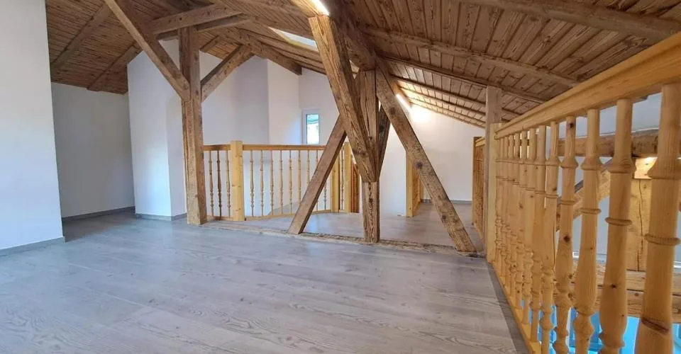 Duplex 4 pièces loyer charges comprises