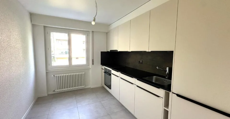 Bel appartement de 3.5 pièces entièrement rénové proche de toutes commodités !