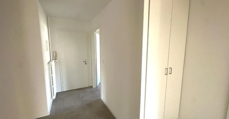 Bel appartement de 3.5 pièces entièrement rénové proche de toutes commodités !