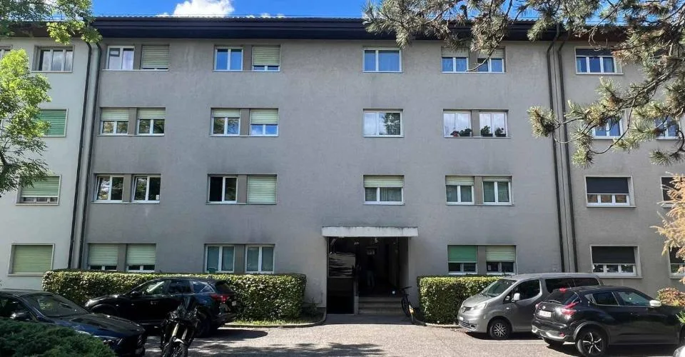 Appartement traversant de 3 pièces au Grand-Saconnex