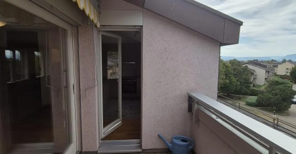 Appartement de 4 pièces au 3ème étage dans un cadre verdoyant à Cologny