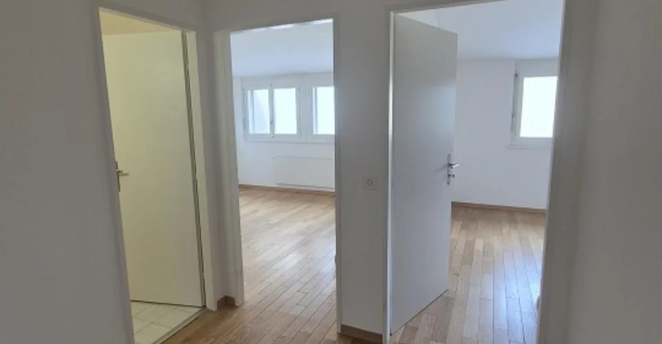 Appartement de 4 pièces au 3ème étage dans un cadre verdoyant à Cologny