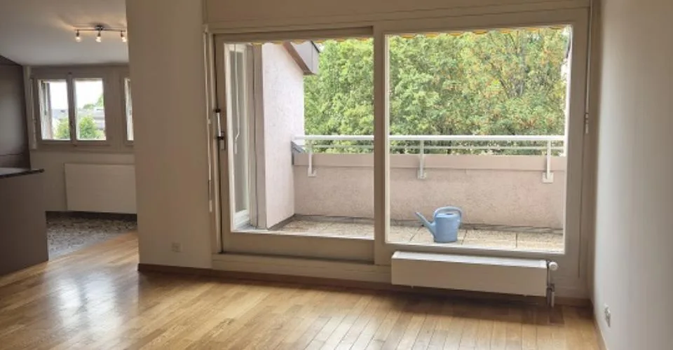 Appartement de 4 pièces au 3ème étage dans un cadre verdoyant à Cologny