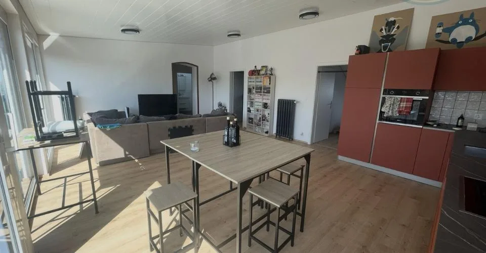 A LOUER magnifique appartement de 3.5 pièces au centre de Porrentruy