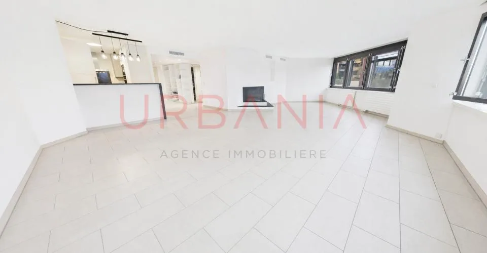 Superbe appartement de 5,5 pièces avec vue imprenable sur le lac Léman