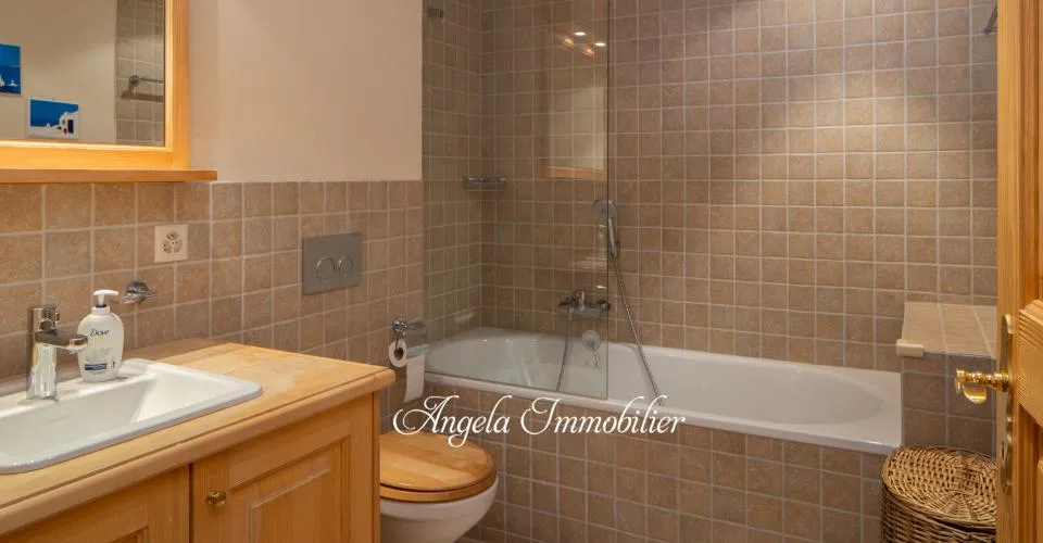 Centre de location annuel Montana CHF 4750.- par mois