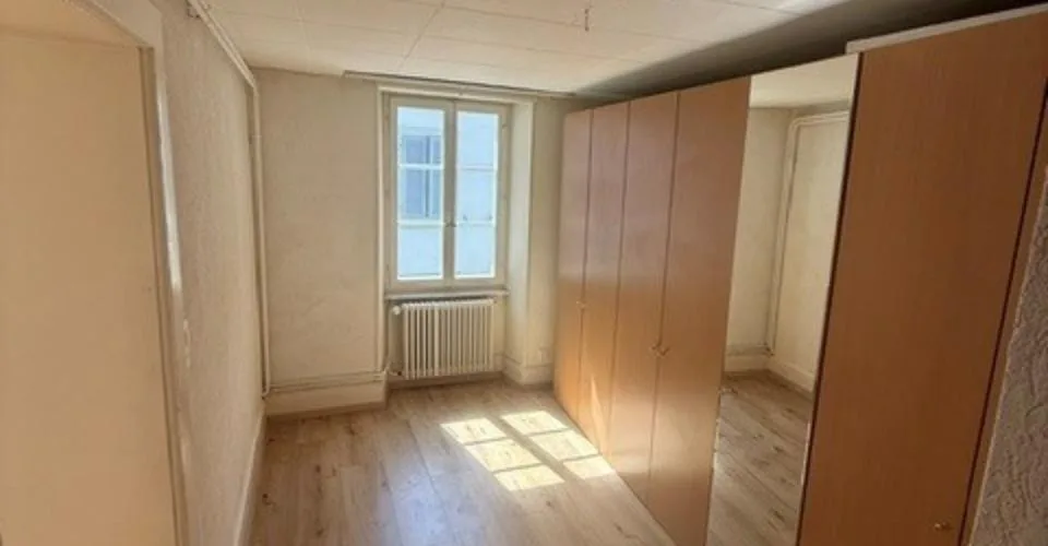 A louer, au centre de Cossonay, spacieux logement de 6 pièces