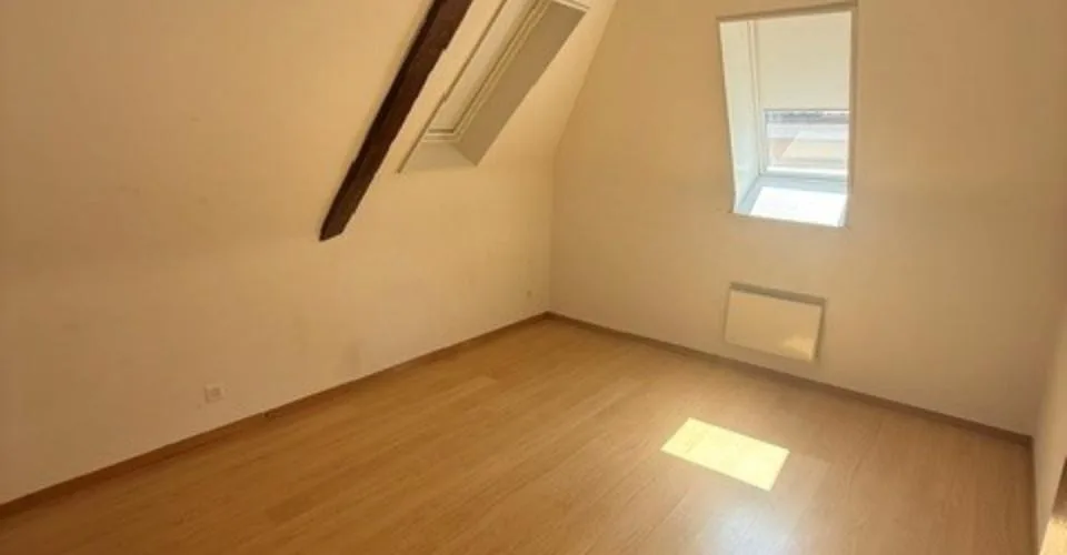 A louer, au centre de Cossonay, spacieux logement de 6 pièces