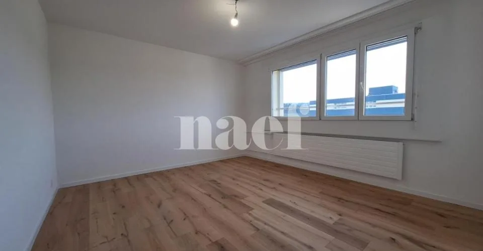 RENOVE - Sublime appartement de 4.5 pièces lumineux avec balcon