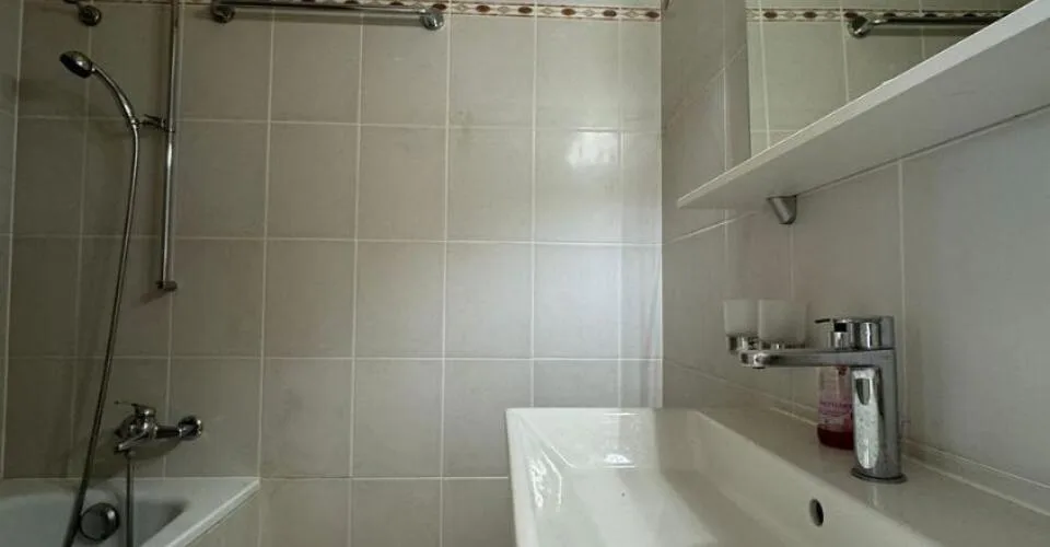 Appartement de 4 pièces au 5ème étage à Lancy