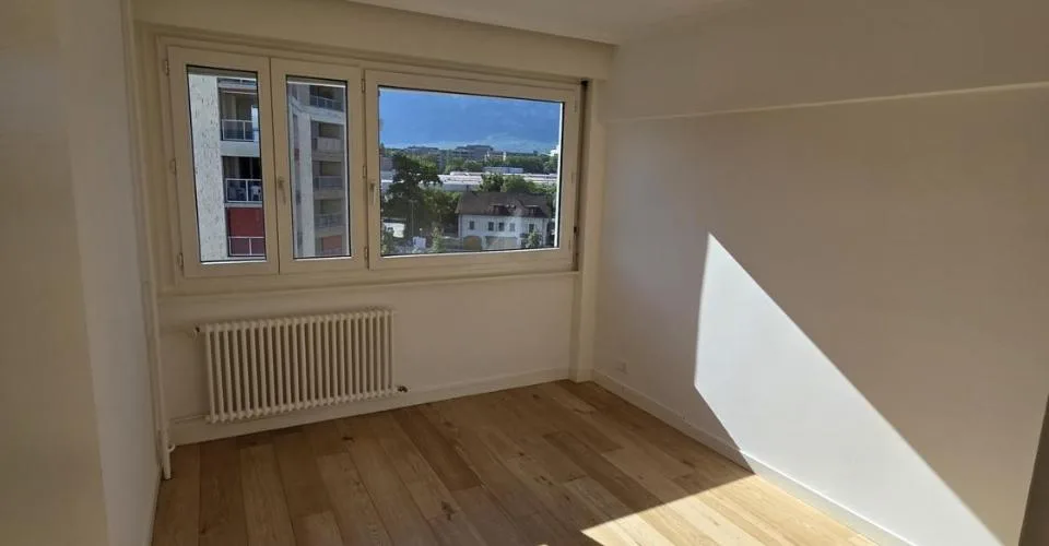 Appartement de 4 pièces au 5ème étage à Lancy