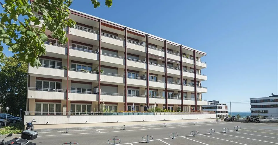 Versoix - Place de parc intérieure