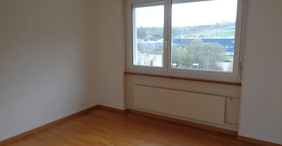 Appartement situé dans un quartier calme entouré de verdure.