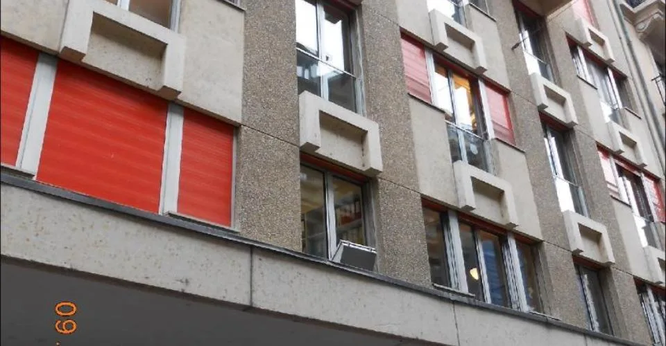 Quartier Eaux-Vives - place de parc sur lift
