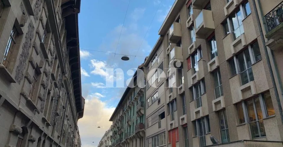 Quartier Eaux-Vives - place de parc sur lift