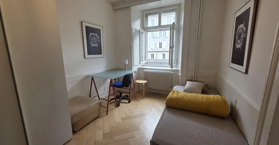 APPARTEMENT MEUBLÉ TOUT CONFORT