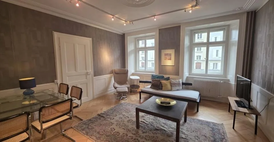 APPARTEMENT MEUBLÉ TOUT CONFORT