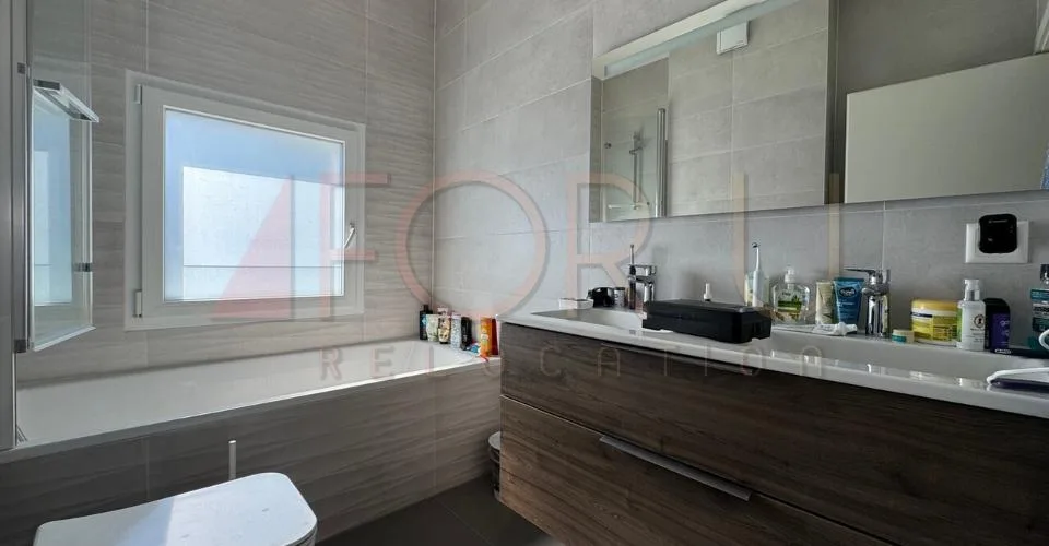 Très belle villa moderne entièrement meublée à Collex