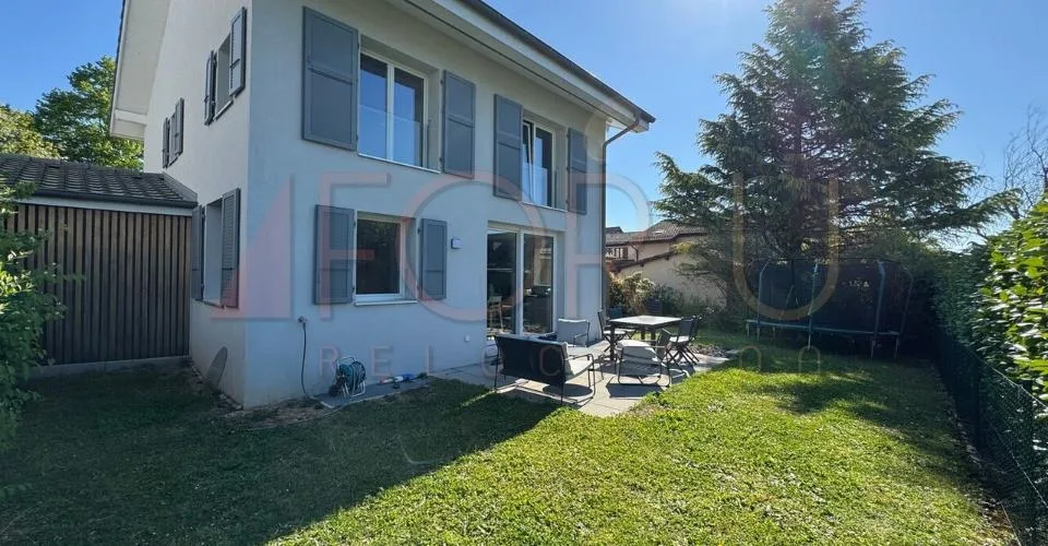 Très belle villa moderne entièrement meublée à Collex