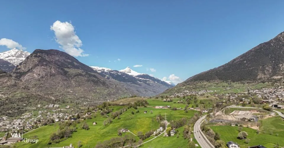 Terrain à bâtir avec maison unifamiliale approuvée dans un emplacement exclusif et surélevé – Foto 5 von 11