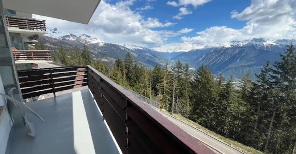 Superbe 4.5 pièces à Vermala avec vue panoramique, proche des pistes – foto 2 di 6
