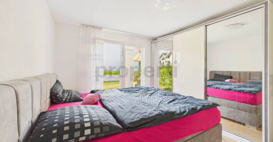 Moderne appartement de 4,5 pièces avec ascenseur et place de parking, Lotzwil