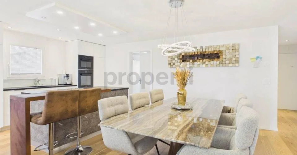 Moderne appartement de 4,5 pièces avec ascenseur et place de parking, Lotzwil