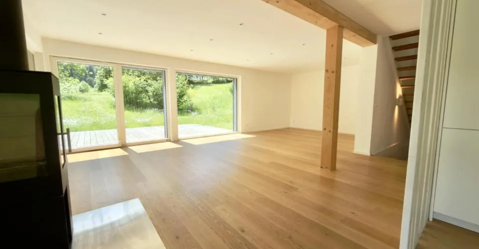 Villa écologique d'exception 6.5 pièces ? calme absolu en pleine natur – Foto 3 von 13