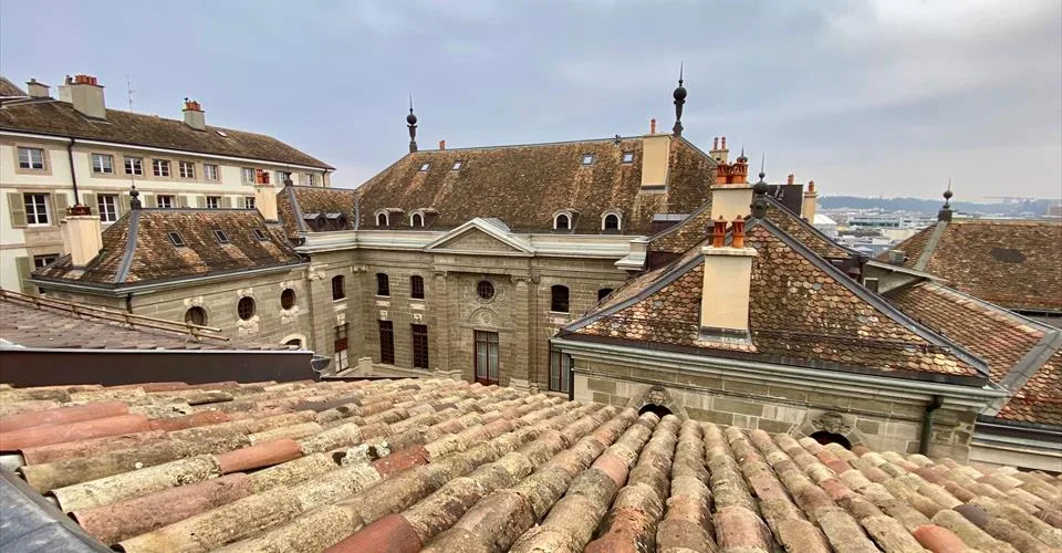 Attique duplex en Vieille ville avec terrasse