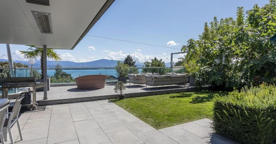 Superbe propriété avec vue lac exceptionnelle ! – photo 2 sur 12